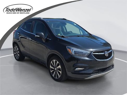 Used 2018 Buick Encore Essence FWD image 1
