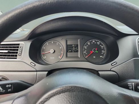 Used 2013 Volkswagen Jetta S image 10