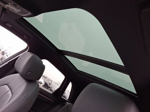 Used 2023 Audi Q3 2.0T Premium Plus image 15