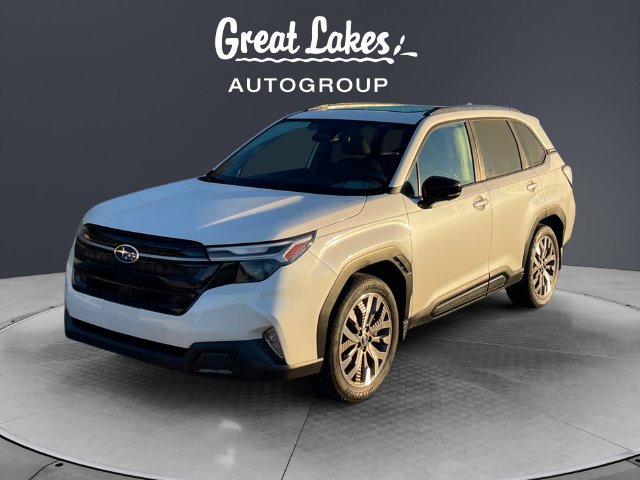 Certified 2025 Subaru Forester Touring AWD/4WD image 1