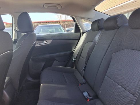 Used 2019 Kia Forte LXS image 17