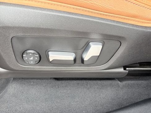 Used 2023 BMW X3 sDrive30i w/ Premium Package RWD image 22