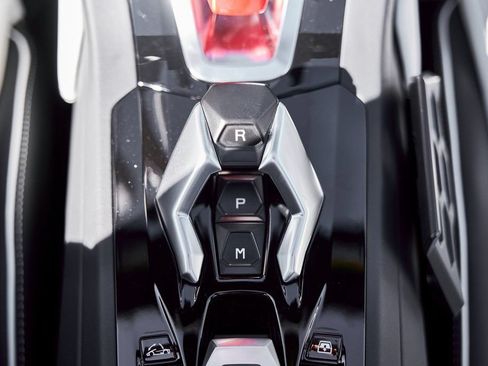 Used 2024 Lamborghini Huracan EVO AWD/4WD image 63