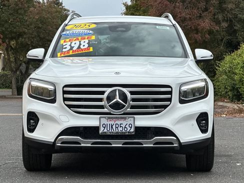 Certified 2025 Mercedes-Benz GLB 250 image 8