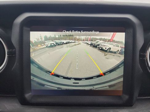 Used 2021 Jeep Wrangler Unlimited Sahara image 17