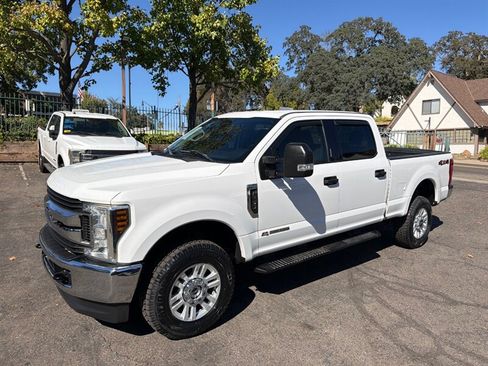 Used 2019 Ford F250 XLT AWD/4WD image 13