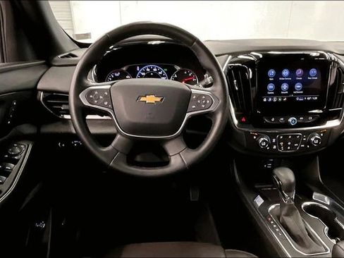 Used 2023 Chevrolet Traverse High Country w/ LPO, Floor Liner Package FWD image 6