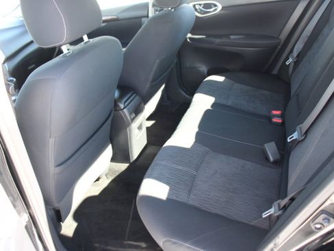 Used 2014 Nissan Sentra SL w/ Electronics Package FWD image 13