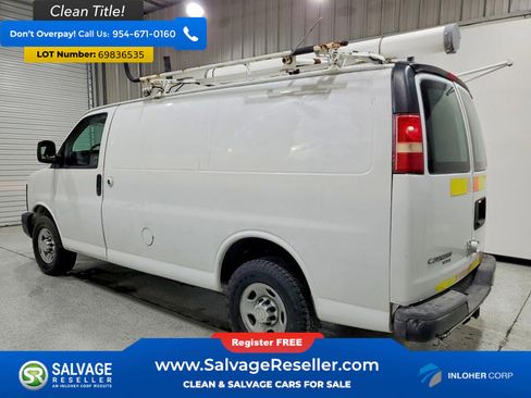 Used 2013 Chevrolet Express 2500 image 3