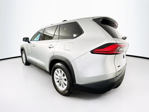 Certified 2024 Toyota Grand Highlander AWD image 4