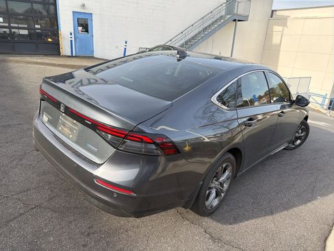 Certified 2023 Honda Accord EX-L image 10