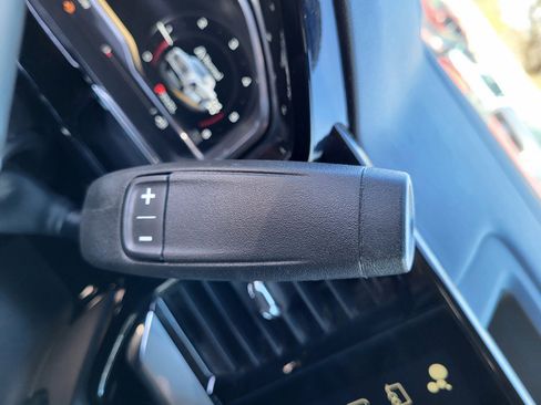 Used 2024 GMC Sierra 1500 Elevation w/ LPO, Elevation Black Package image 24