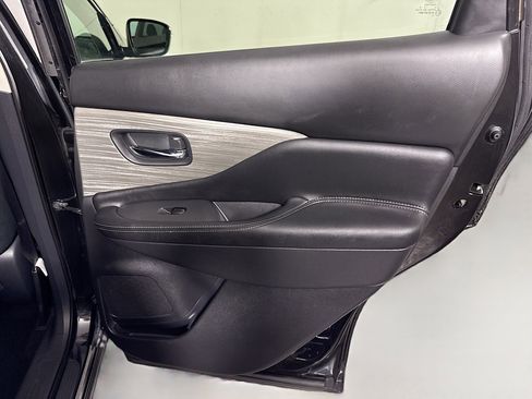 Used 2017 Nissan Murano S w/ Navigation Package image 28