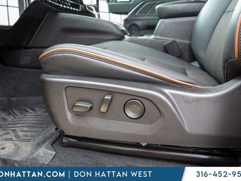 Used 2024 GMC Canyon AT4 AWD/4WD image 19