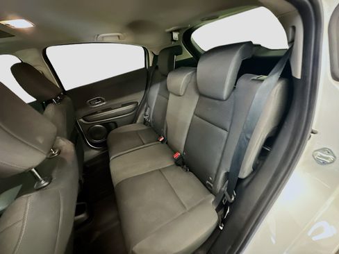 Used 2022 Honda HR-V EX image 29