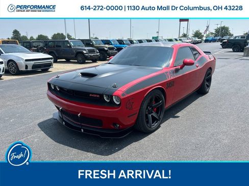 Used 2018 Dodge Challenger T/A RWD image 8