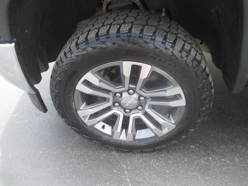 Used 2014 GMC Sierra 1500 SLT w/ SLT Crew Cab Value Package AWD/4WD image 14