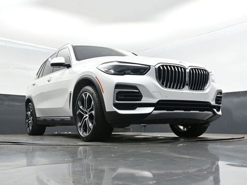 Certified 2023 BMW X5 sDrive40i image 45