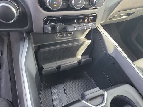 Used 2023 RAM 1500 Big Horn AWD/4WD image 25