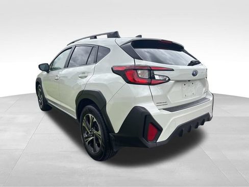 Used 2024 Subaru Crosstrek 2.0i Premium AWD/4WD image 2