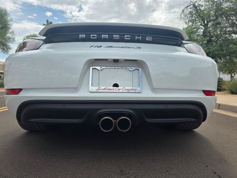 Used 2019 Porsche 718 Boxster S RWD image 25