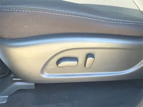 Used 2020 Nissan Pathfinder SV w/ Cargo Package image 21