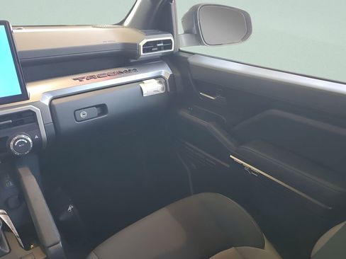 New 2025 Toyota Tacoma TRD Off-Road image 11