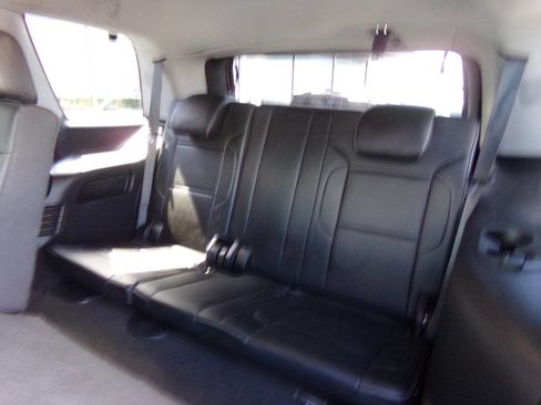 Used 2016 Chevrolet Tahoe LT image 16