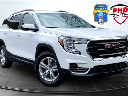 Used 2022 GMC Terrain SLE w/ Driver Convenience Package image 1
