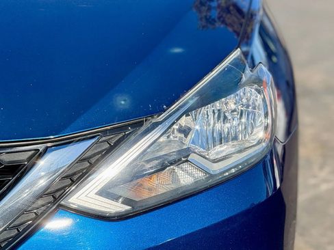 Used 2017 Nissan Sentra S image 24