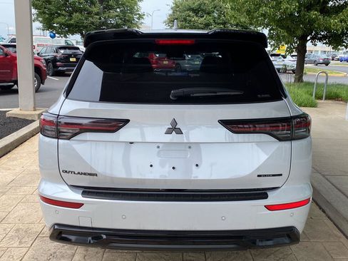 New 2026 Mitsubishi Outlander SEL AWD/4WD image 6