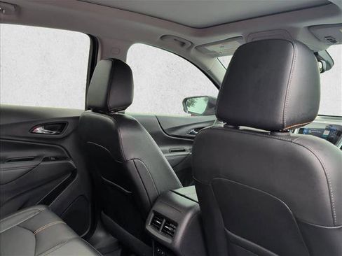 Used 2023 Chevrolet Equinox Premier FWD image 19