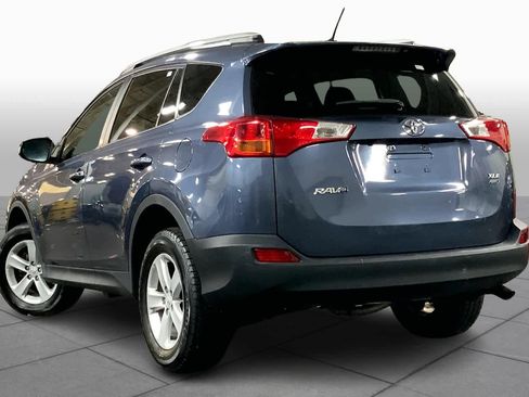 Used 2013 Toyota RAV4 XLE image 12