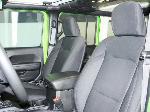 Used 2019 Jeep Wrangler Unlimited Sport S image 12