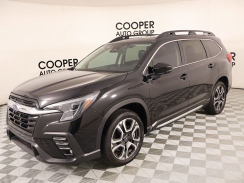 Used 2025 Subaru Ascent Limited image 10