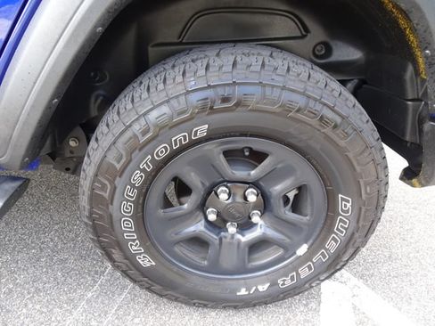 Used 2020 Jeep Wrangler Unlimited Sport AWD/4WD image 32