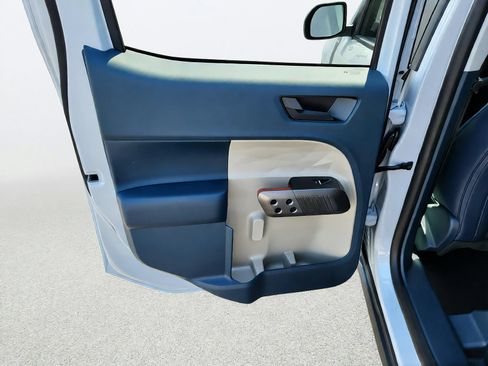 New 2026 Ford Maverick Lariat AWD/4WD image 25