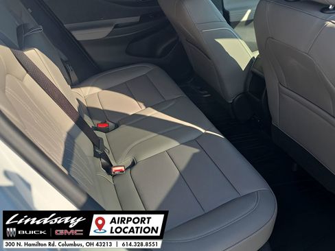 New 2026 Buick Envista Avenir image 27