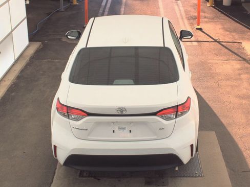 Used 2025 Toyota Corolla LE FWD image 8