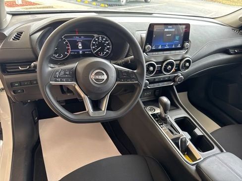 Used 2025 Nissan Sentra SV image 16