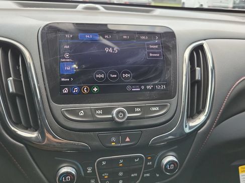 Certified 2023 Chevrolet Equinox RS FWD image 13