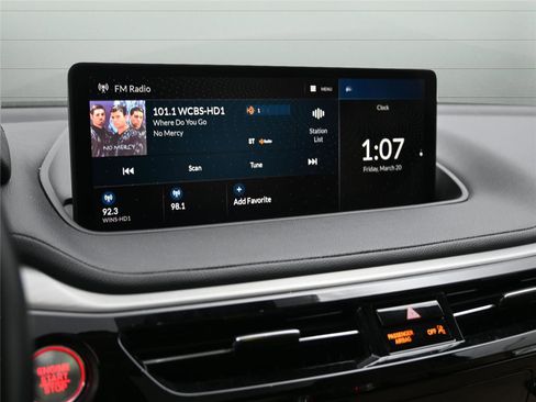 Certified 2023 Acura MDX SH-AWD image 4