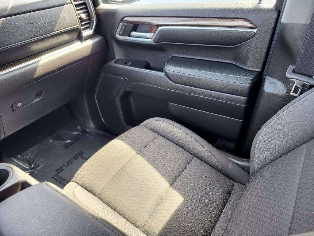 Used 2023 Chevrolet Silverado 1500 RST AWD/4WD image 13