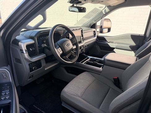 Used 2024 Ford F350 XLT w/ XLT Premium Package image 18