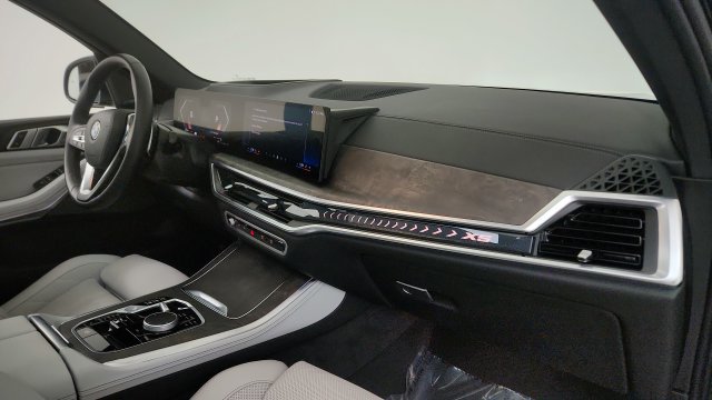 Used 2026 BMW X5 sDrive40i RWD image 36