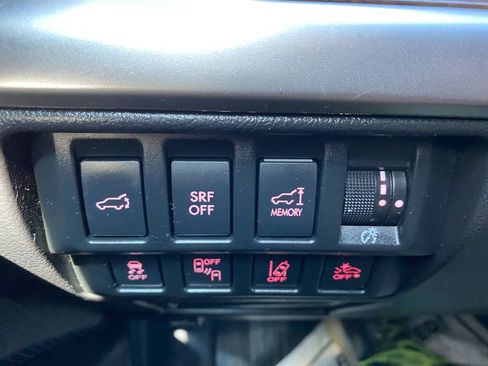 Used 2016 Subaru Outback 2.5i Limited AWD/4WD image 22