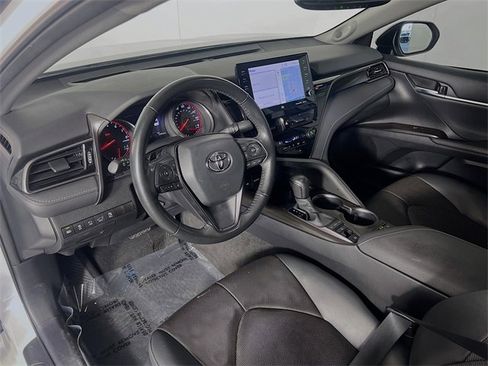 Used 2023 Toyota Camry XSE image 10