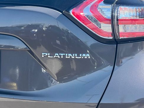 Used 2015 Nissan Murano Platinum w/ Platinum Technology Package FWD image 10