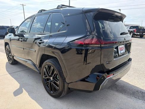 Used 2026 Toyota RAV4 XSE w/ Panoramic Sun Roof Package AWD/4WD image 7