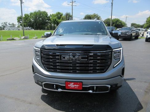 Certified 2025 GMC Sierra 1500 Denali Ultimate AWD/4WD image 14